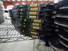 Universal Gold 12MM Feeder